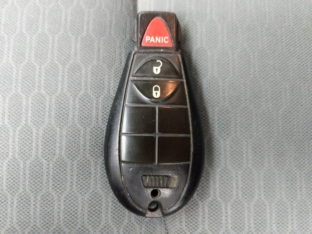 2013 Dodge Ram 1500 - Keys