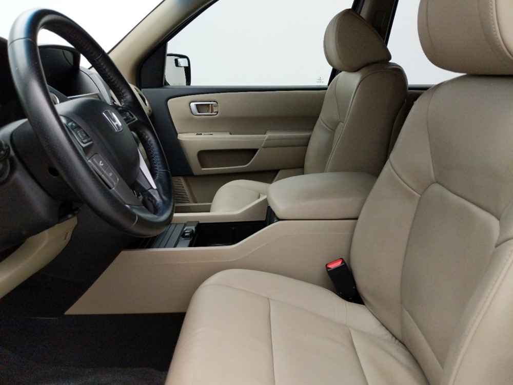 2013 Honda Pilot - Driver Front Seat