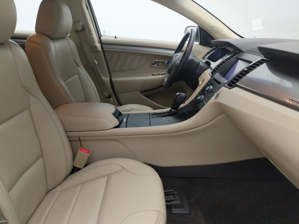 2013 Ford Taurus - Passenger Front Seat