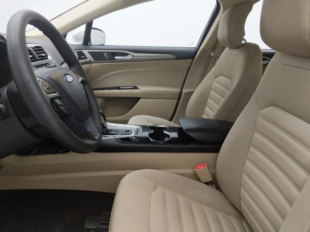 2014 Ford Fusion - Driver Front Seat