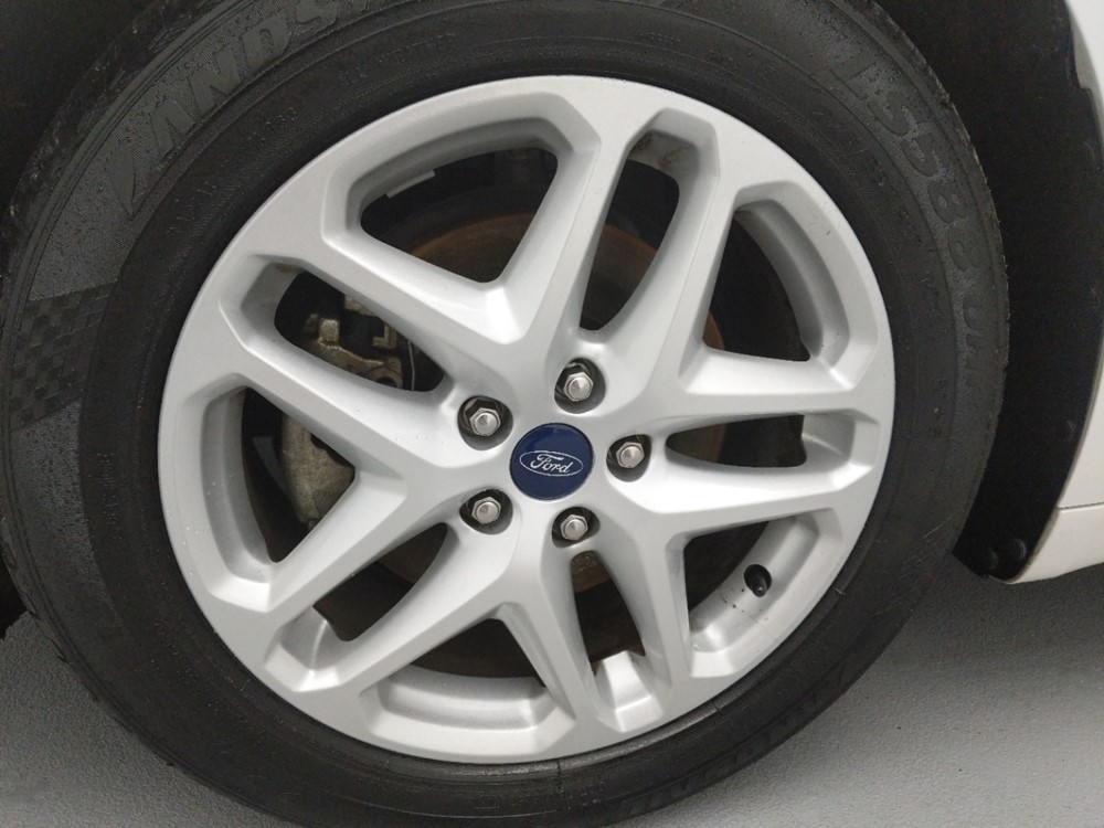2014 Ford Fusion - Wheel