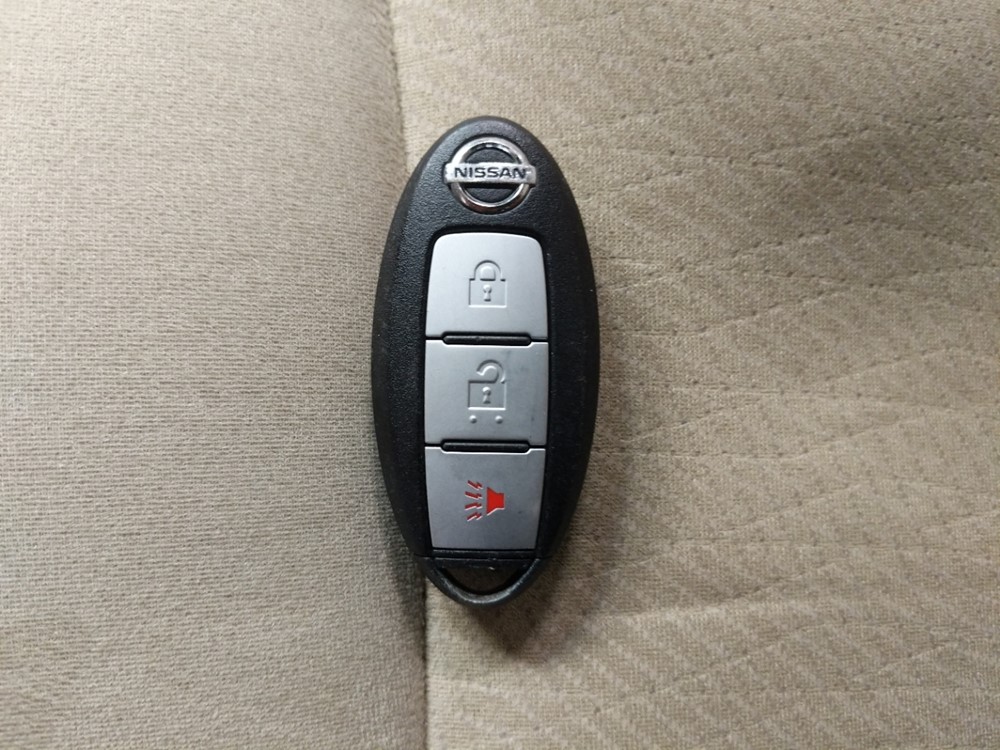 2013 Nissan Pathfinder - Keys