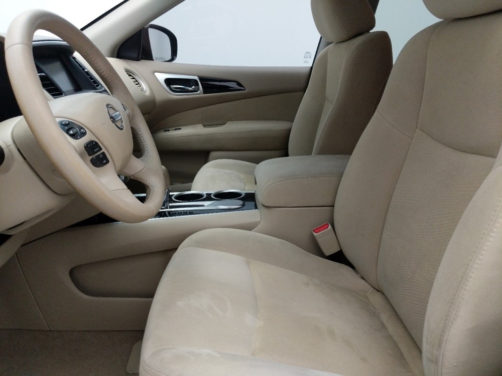 2013 Nissan Pathfinder - Driver Front Seat