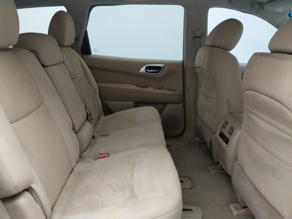 2013 Nissan Pathfinder - Passenger Rear Seat