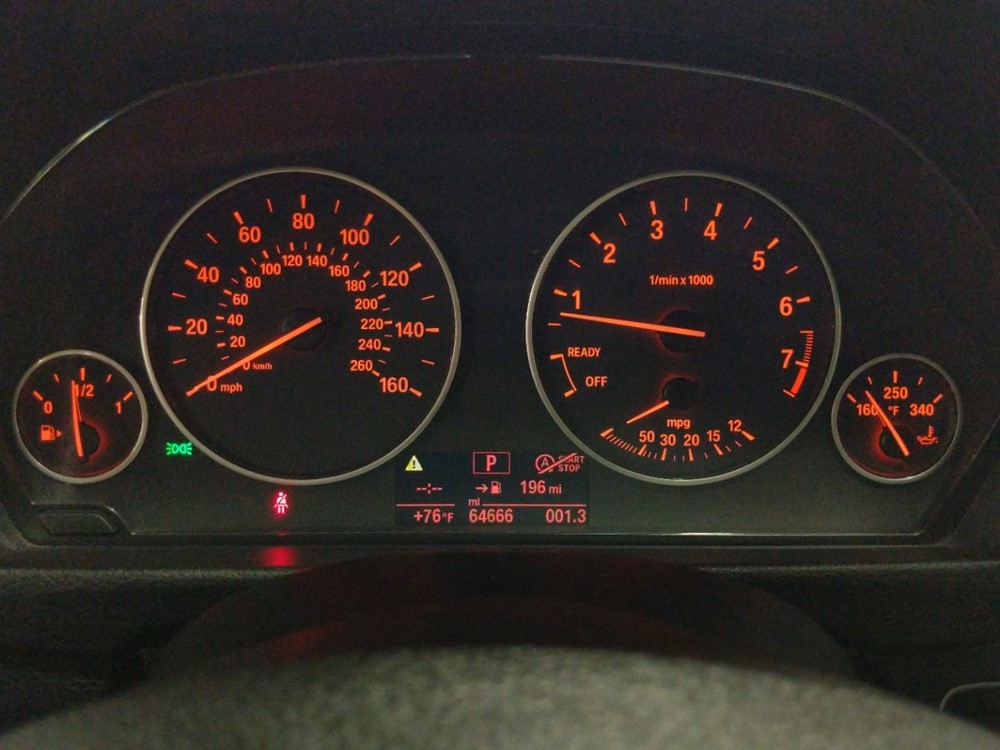 2014 BMW 328i - Odometer Close Up