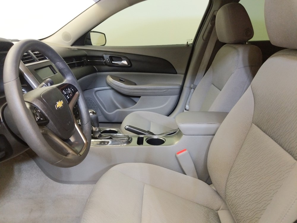 2015 Chevrolet Malibu - Driver Front Seat