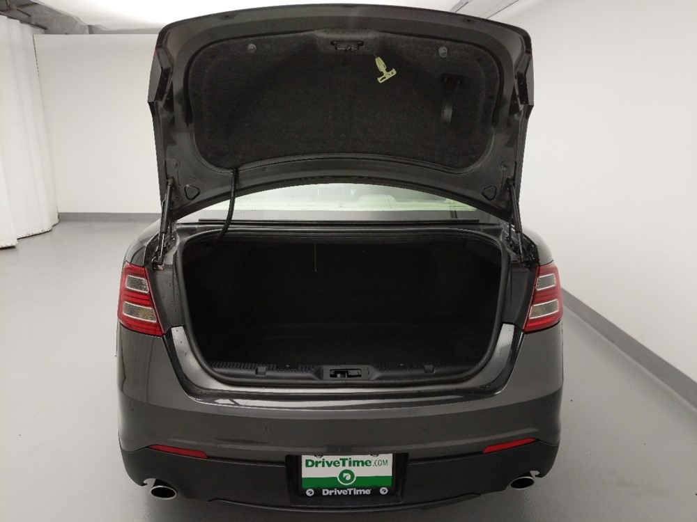2016 Ford Taurus - Trunk