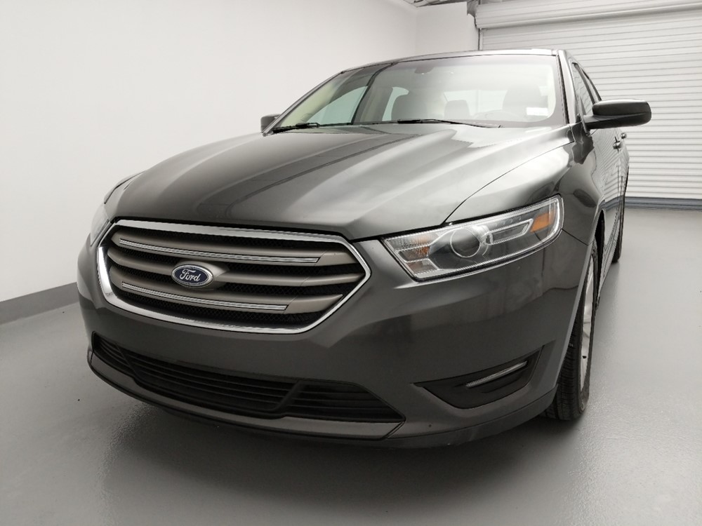 2016 Ford Taurus - Driver Front Hood