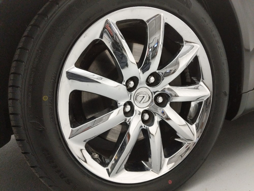 2008 Lexus LS - Wheel