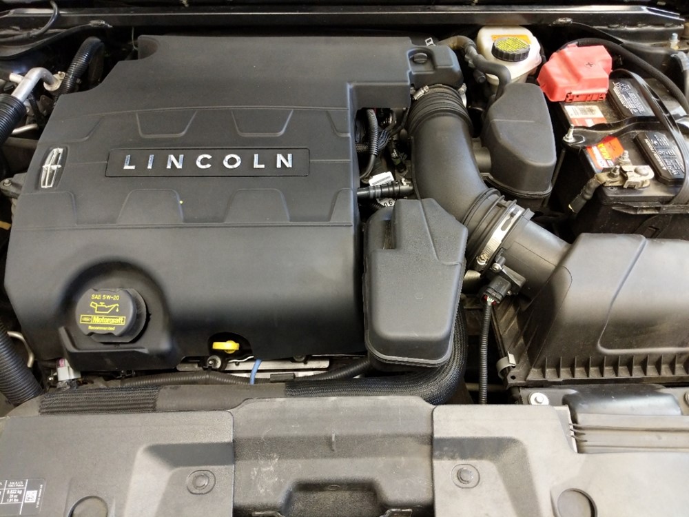 2013 Lincoln MKS - Engine
