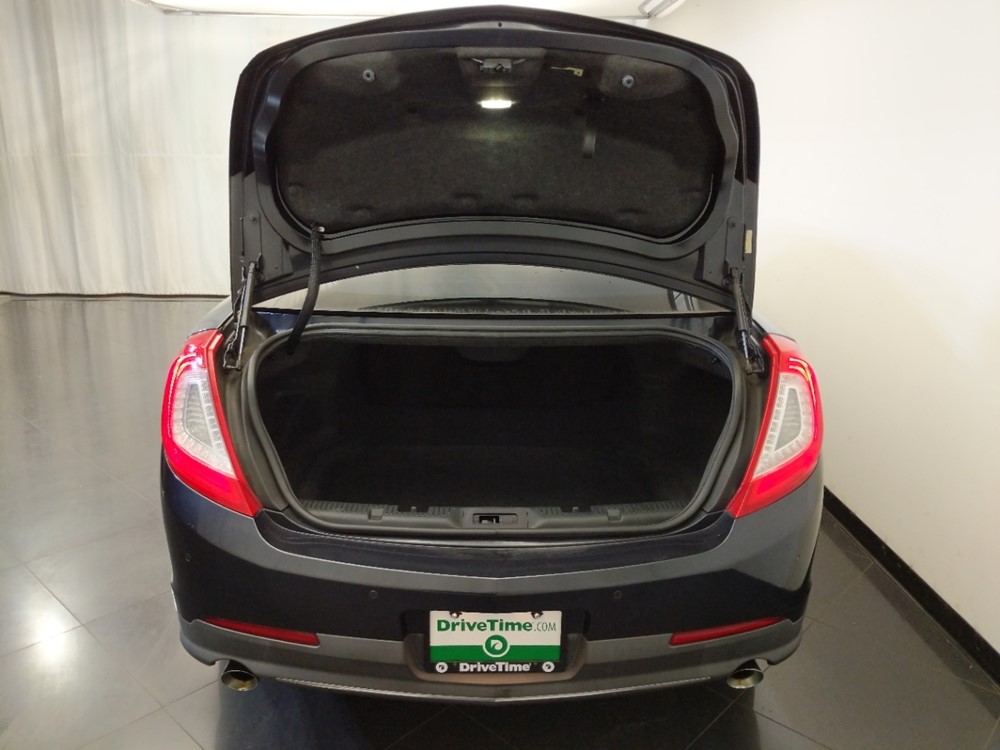 2013 Lincoln MKS - Trunk