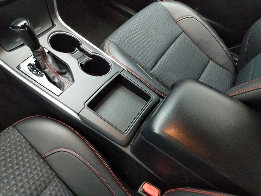 2015 Toyota Camry - Center Console/Cup Holders