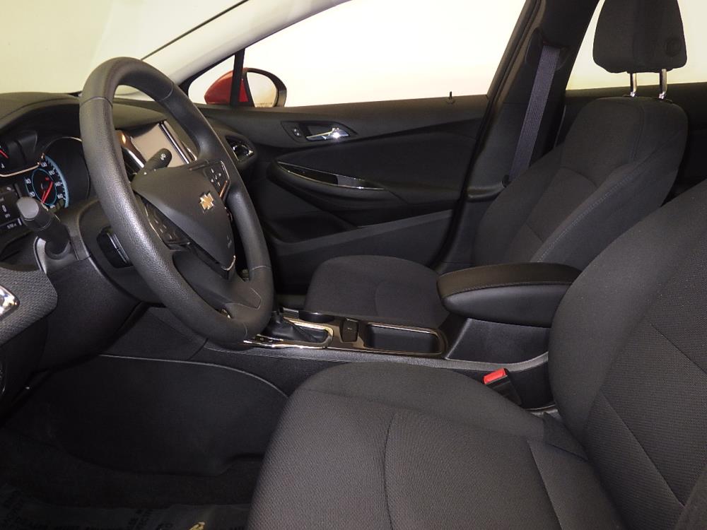2017 Chevrolet Cruze - Driver Front Seat