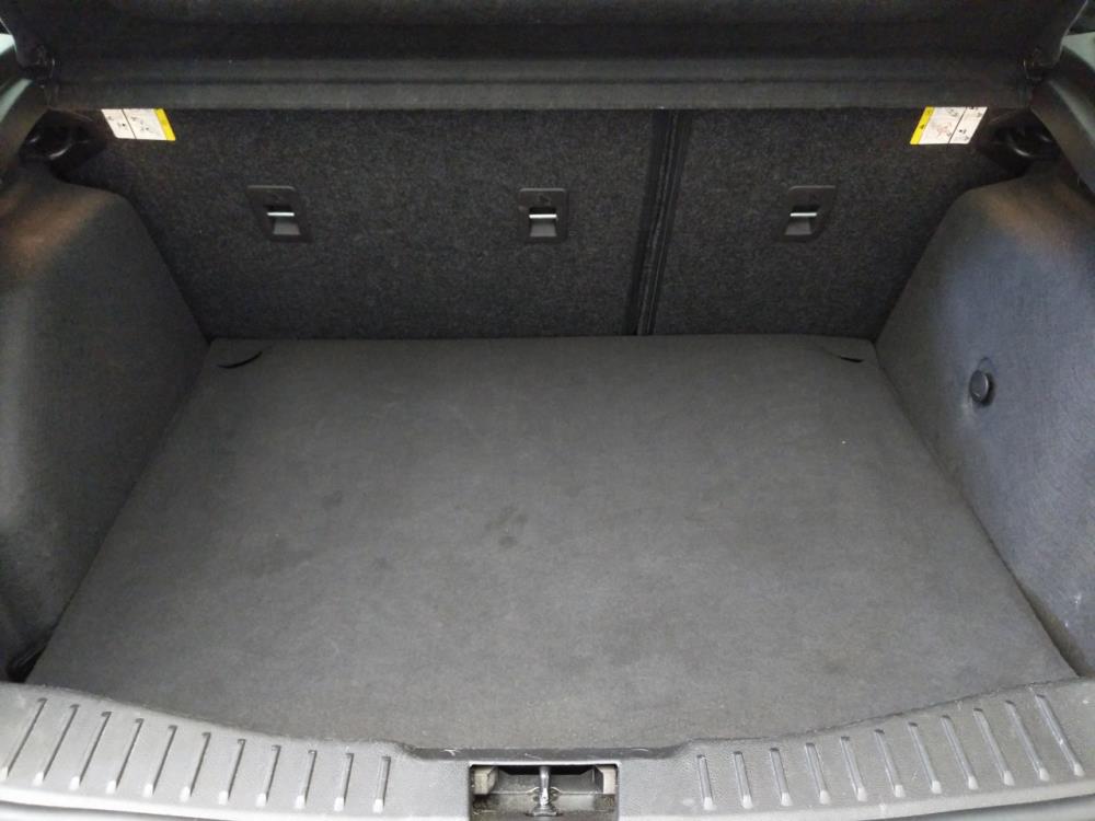 2016 Ford Focus - Trunk