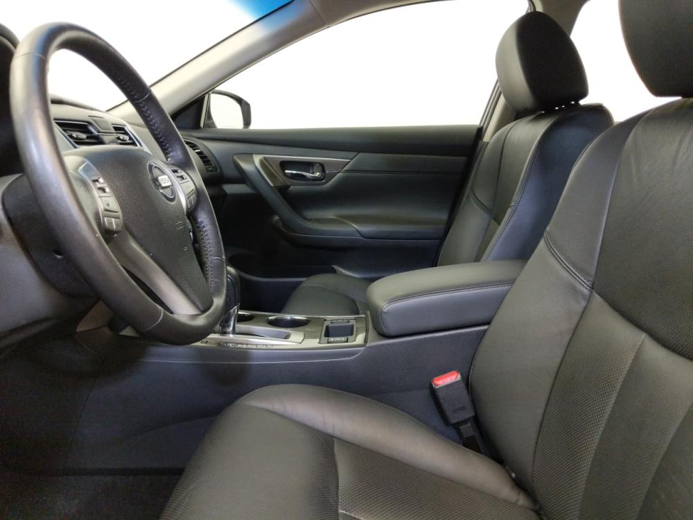 2015 Nissan Altima - Driver Front Seat