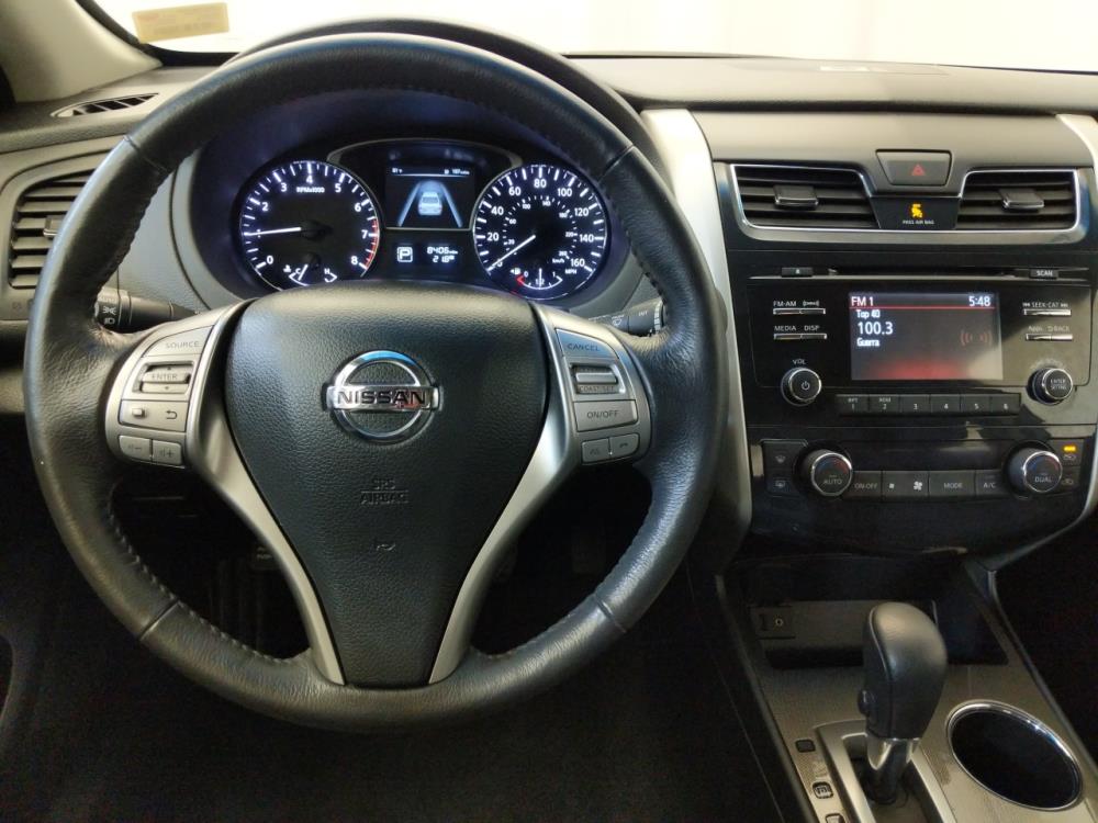2015 Nissan Altima - Driver Dash