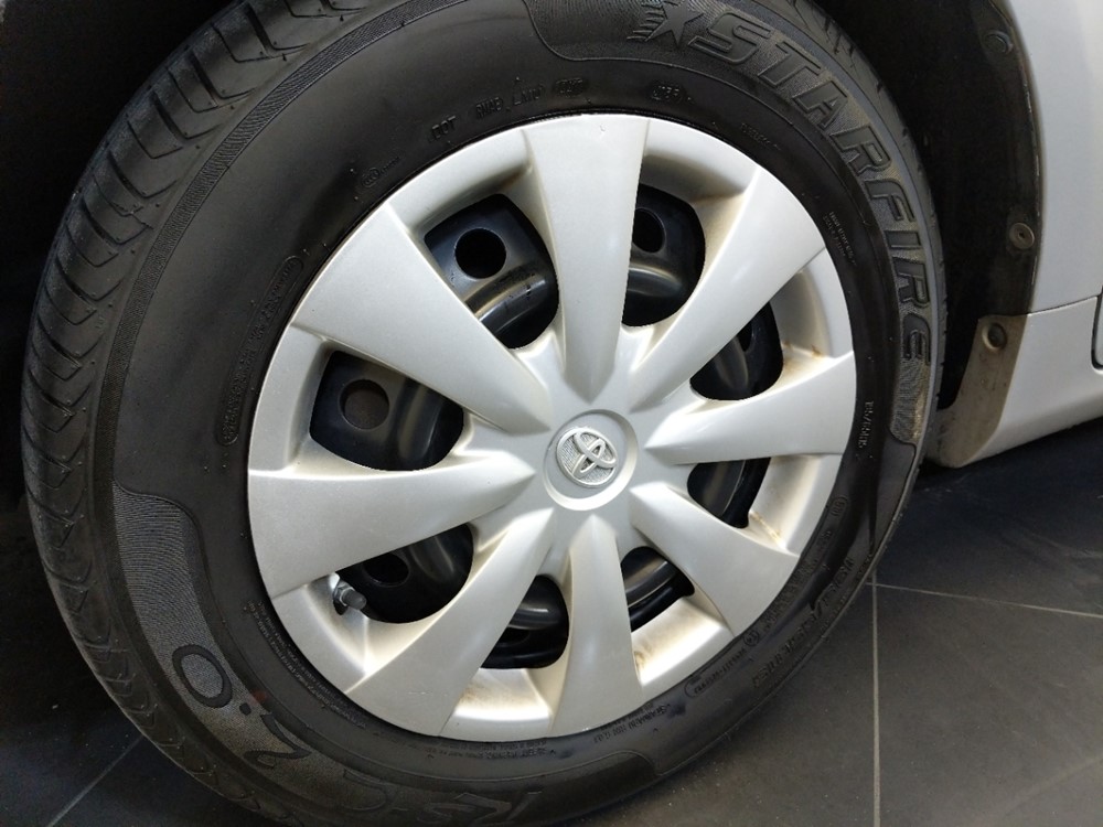 2013 Toyota Corolla - Wheel
