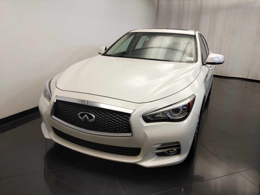 2017 INFINITI Q50 - Driver Front Hood