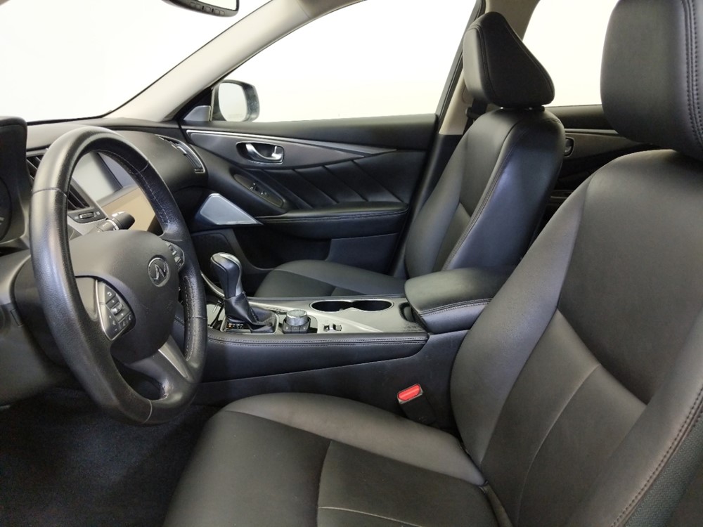 2017 INFINITI Q50 - Driver Front Seat