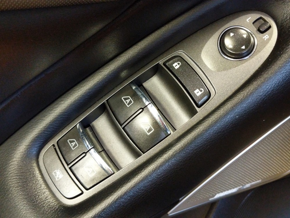 2017 INFINITI Q50 - Driver Power Windows/Lock Control