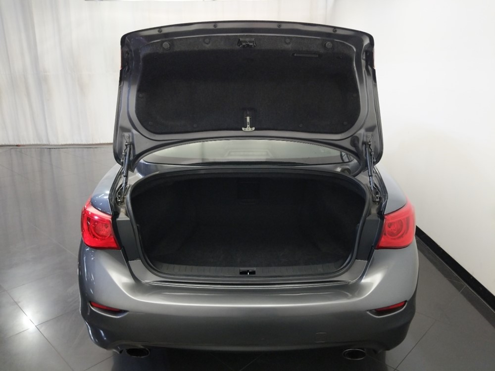 2017 INFINITI Q50 - Trunk