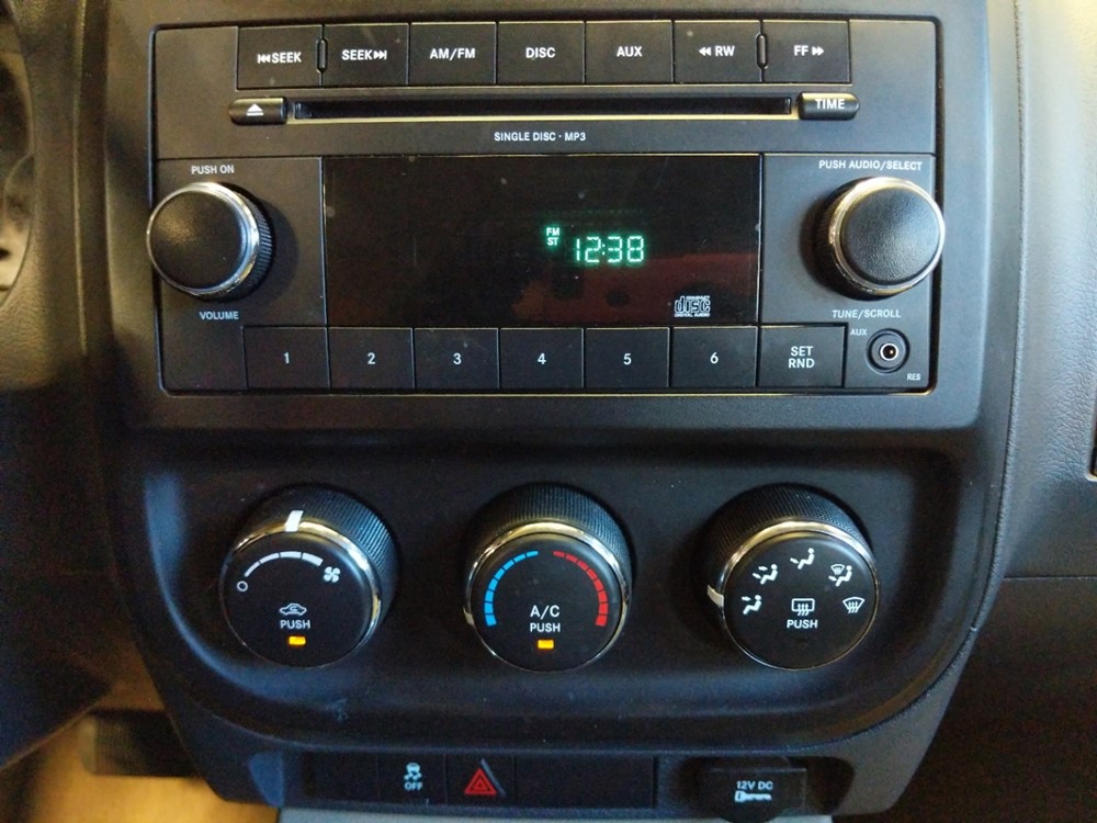2010 Jeep Compass - Stereo Package