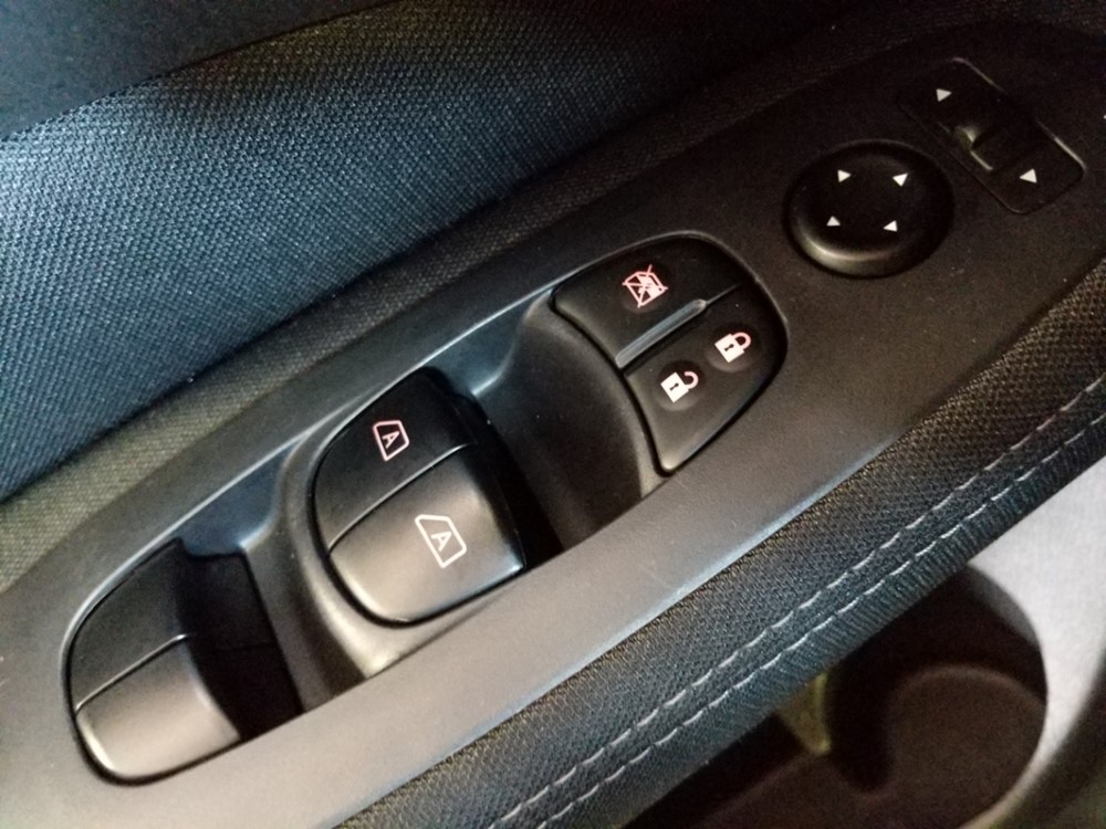 2017 Nissan Pathfinder - Driver Power Windows/Lock Control