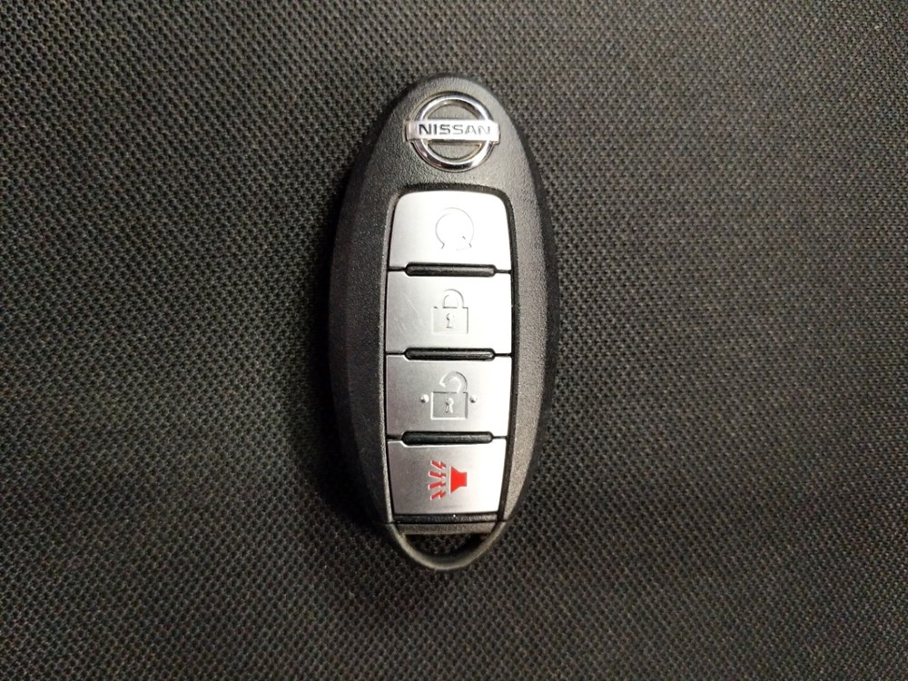 2017 Nissan Pathfinder - Keys