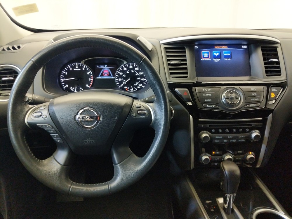 2017 Nissan Pathfinder - Driver Dash