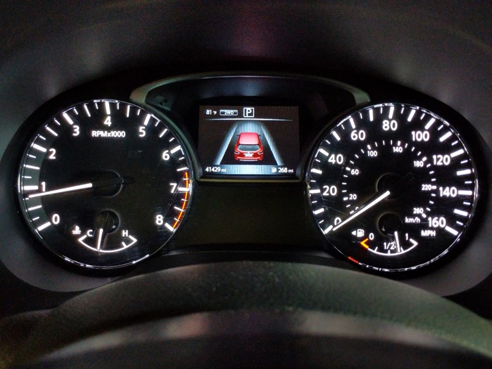 2017 Nissan Pathfinder - Odometer Close Up