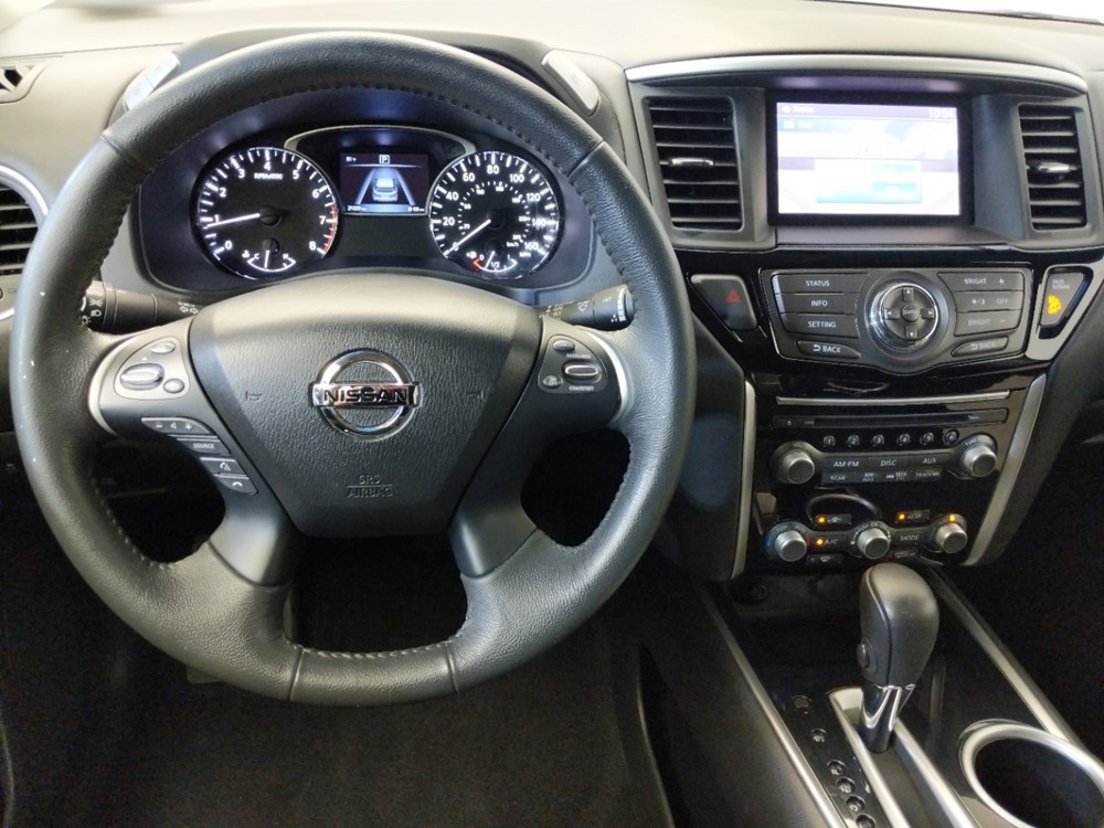 2016 Nissan Pathfinder - Driver Dash