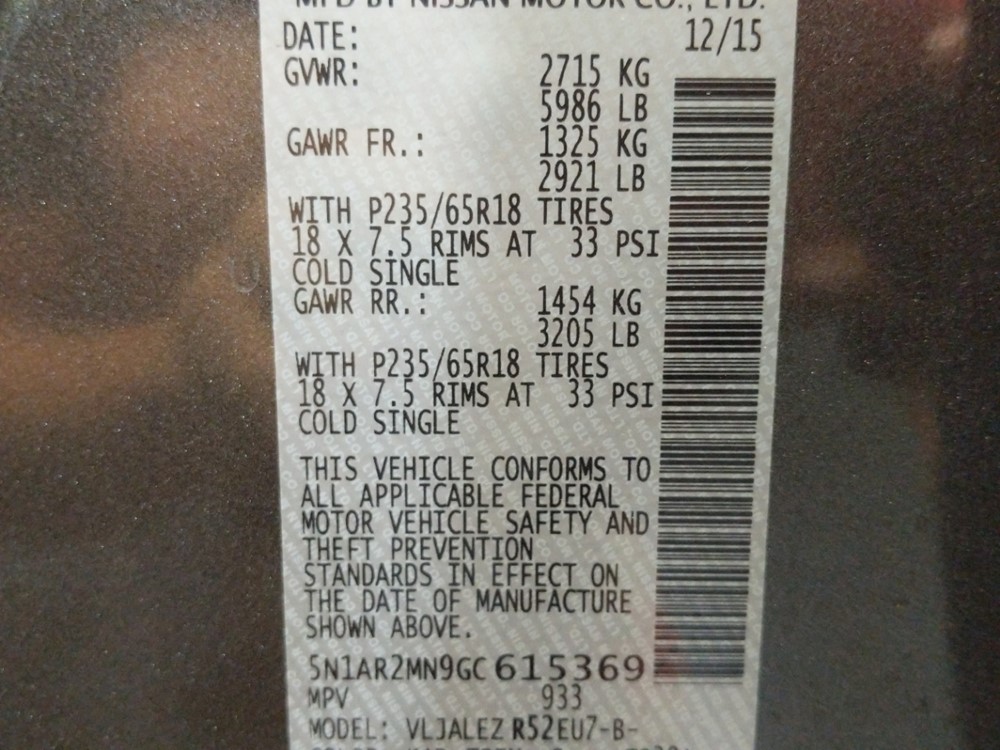 2016 Nissan Pathfinder - VIN Plate