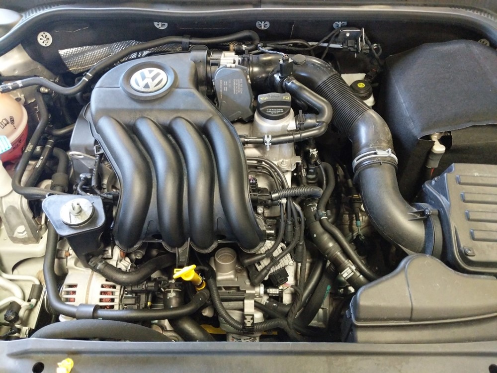 2015 Volkswagen Jetta - Engine