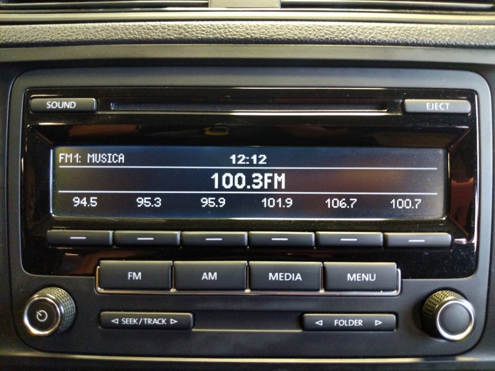 2015 Volkswagen Jetta - Stereo Package
