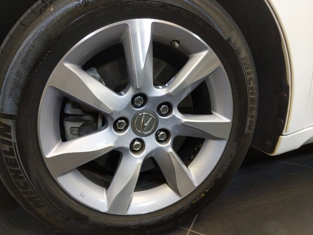 2012 Acura TL - Wheel