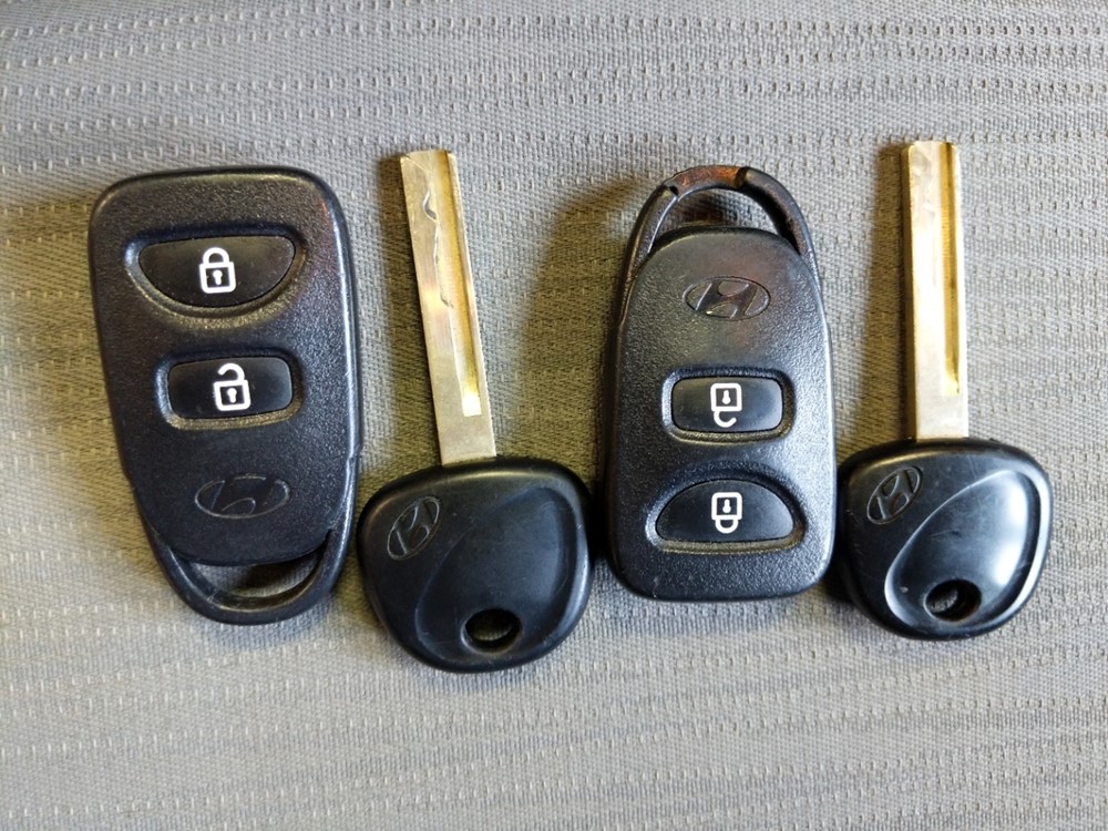 2017 Hyundai Accent - Keys
