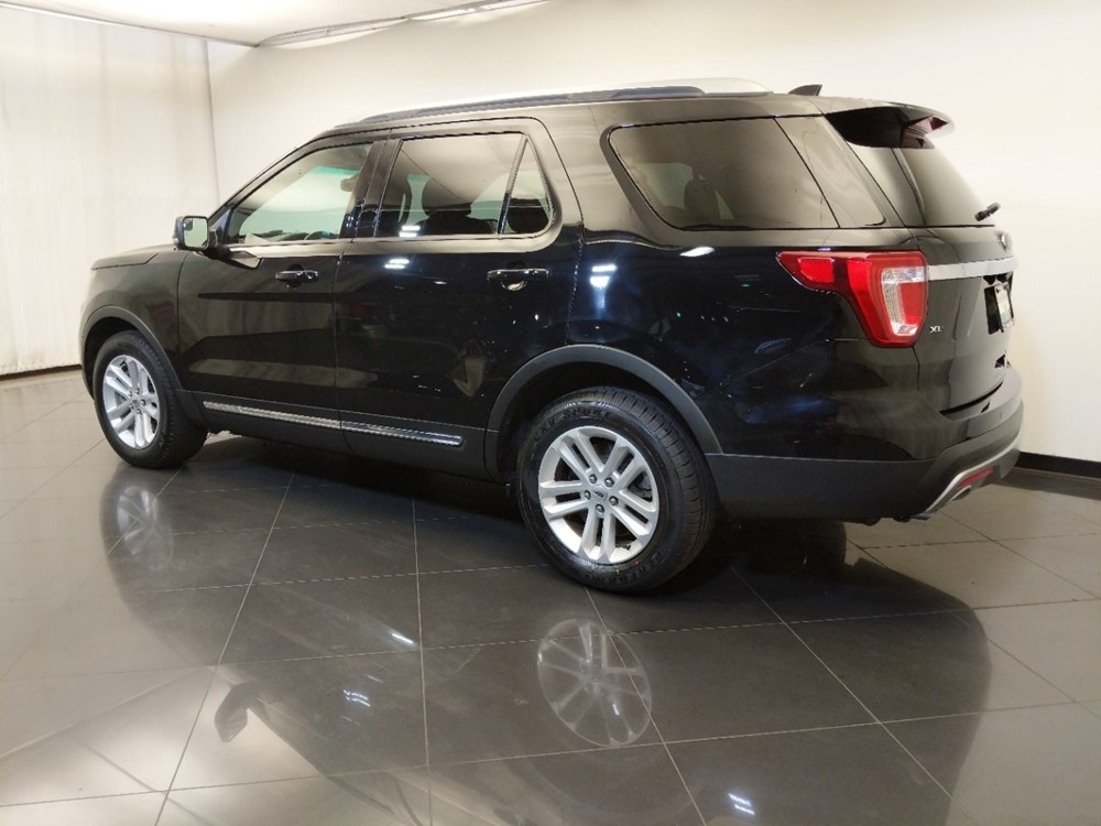 2016 Ford Explorer - Driver Rear Side