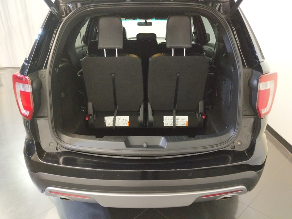 2016 Ford Explorer - Trunk
