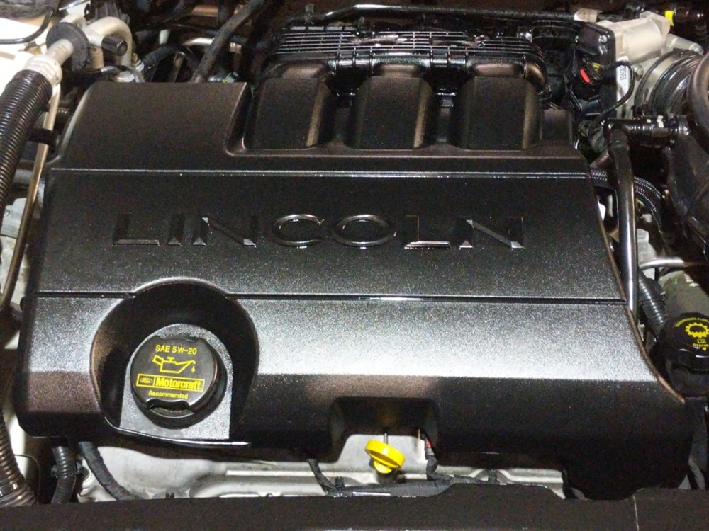 2009 Lincoln MKS - Engine