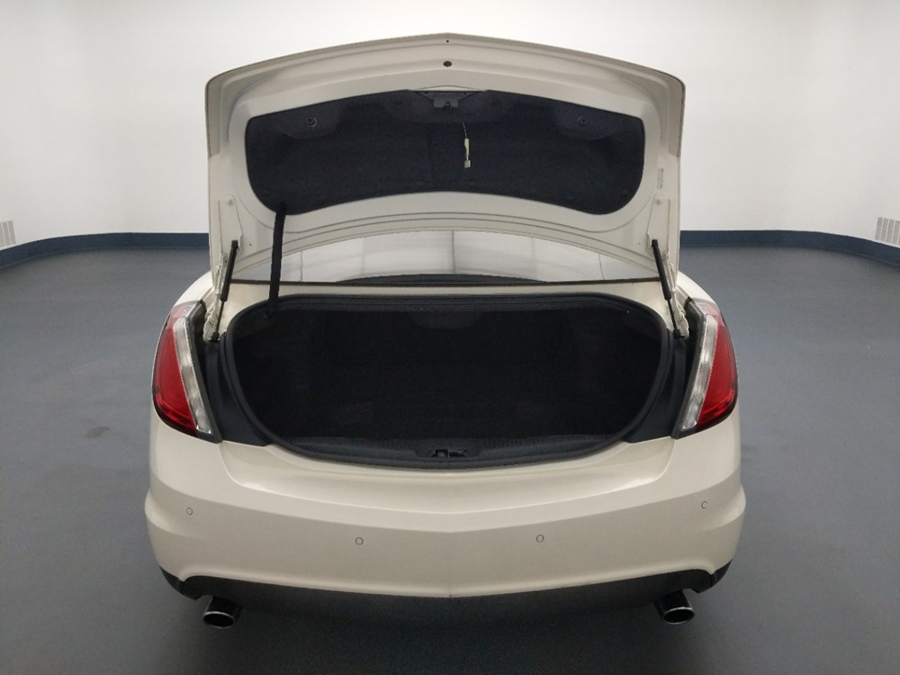 2009 Lincoln MKS - Trunk