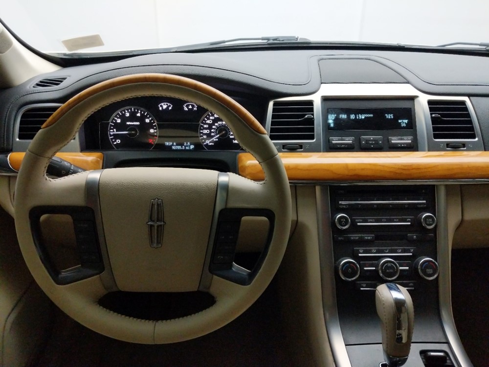 2009 Lincoln MKS - Driver Dash
