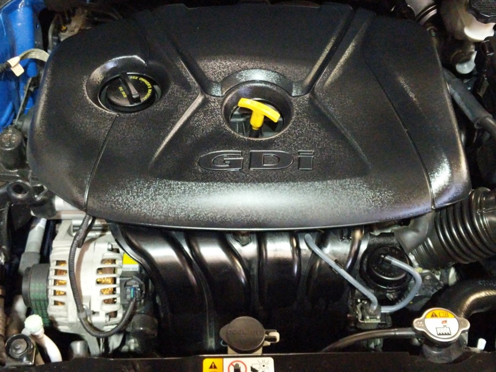 2017 Hyundai Elantra - Engine