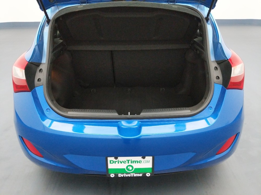 2017 Hyundai Elantra - Trunk