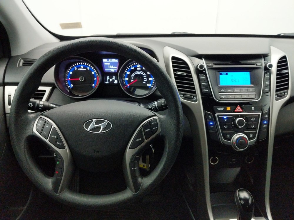 2017 Hyundai Elantra - Driver Dash