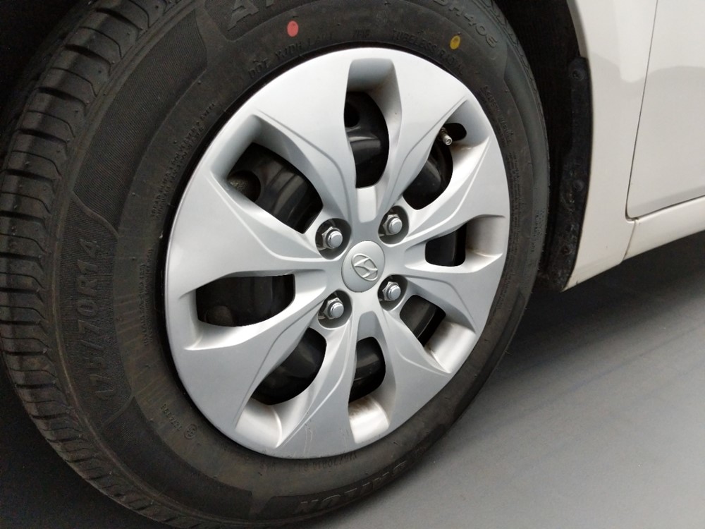 2017 Hyundai Accent - Wheel
