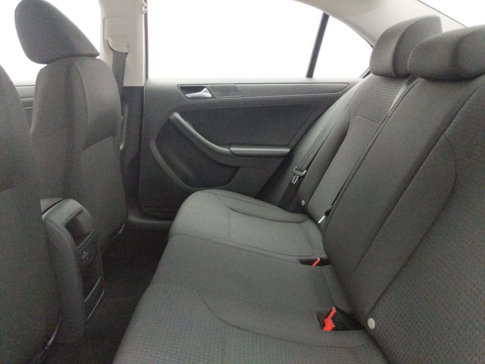 2016 Volkswagen Jetta - Driver Rear Seat