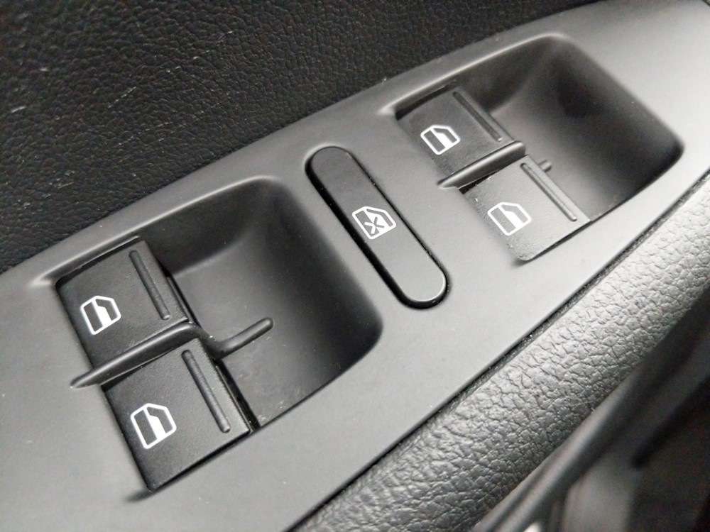 2016 Volkswagen Jetta - Driver Power Windows/Lock Control