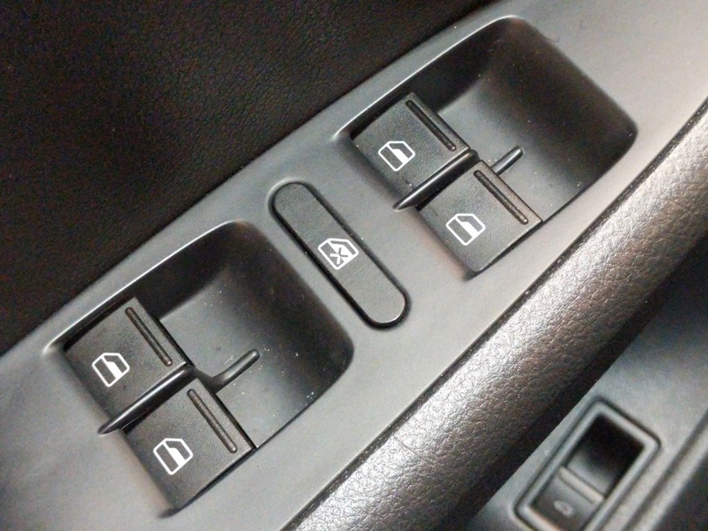 2014 Volkswagen Jetta - Driver Power Windows/Lock Control