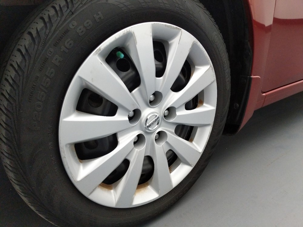 2016 Nissan Sentra - Wheel
