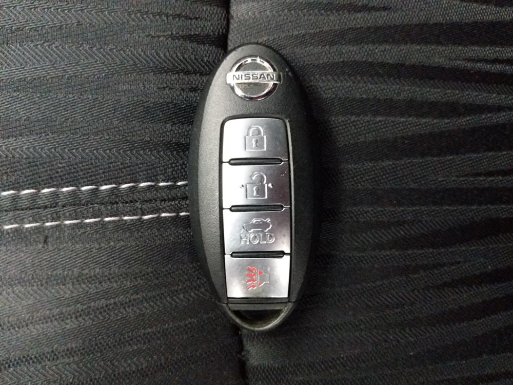 2016 Nissan Sentra - Keys